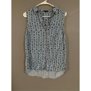 Staccato Sleeveless Top Size Large